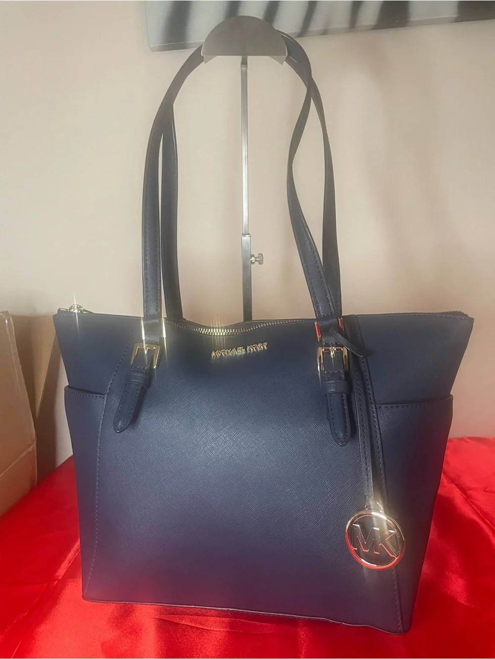 Authentic Michael Kors Purse #098NCOA Charlotte Large Top Zip Tote